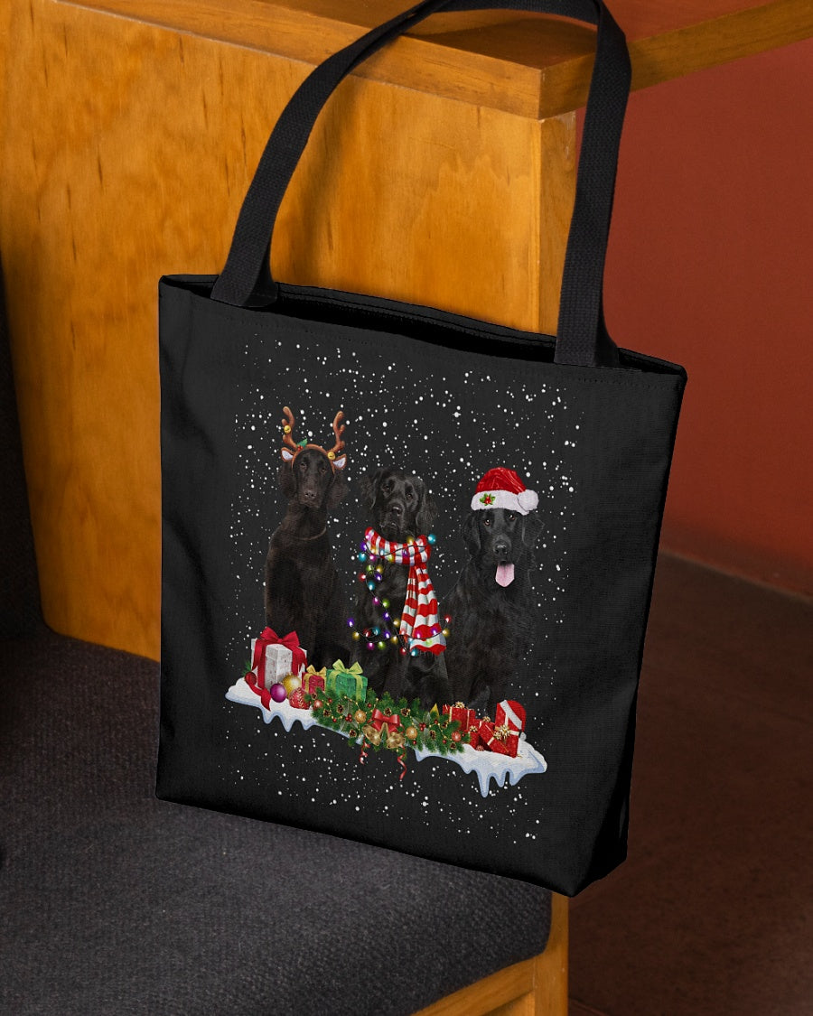 Christmas Buddies-Flat coated Retriever-Cloth Tote Bag