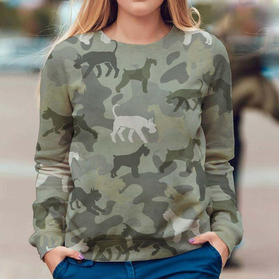 Giant Schnauzer - Camo - Premium Sweatshirt