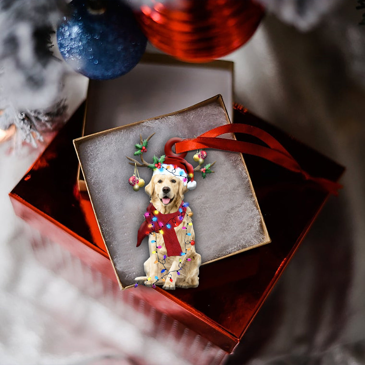 Golden Retriever Christmas  Shape Ornament