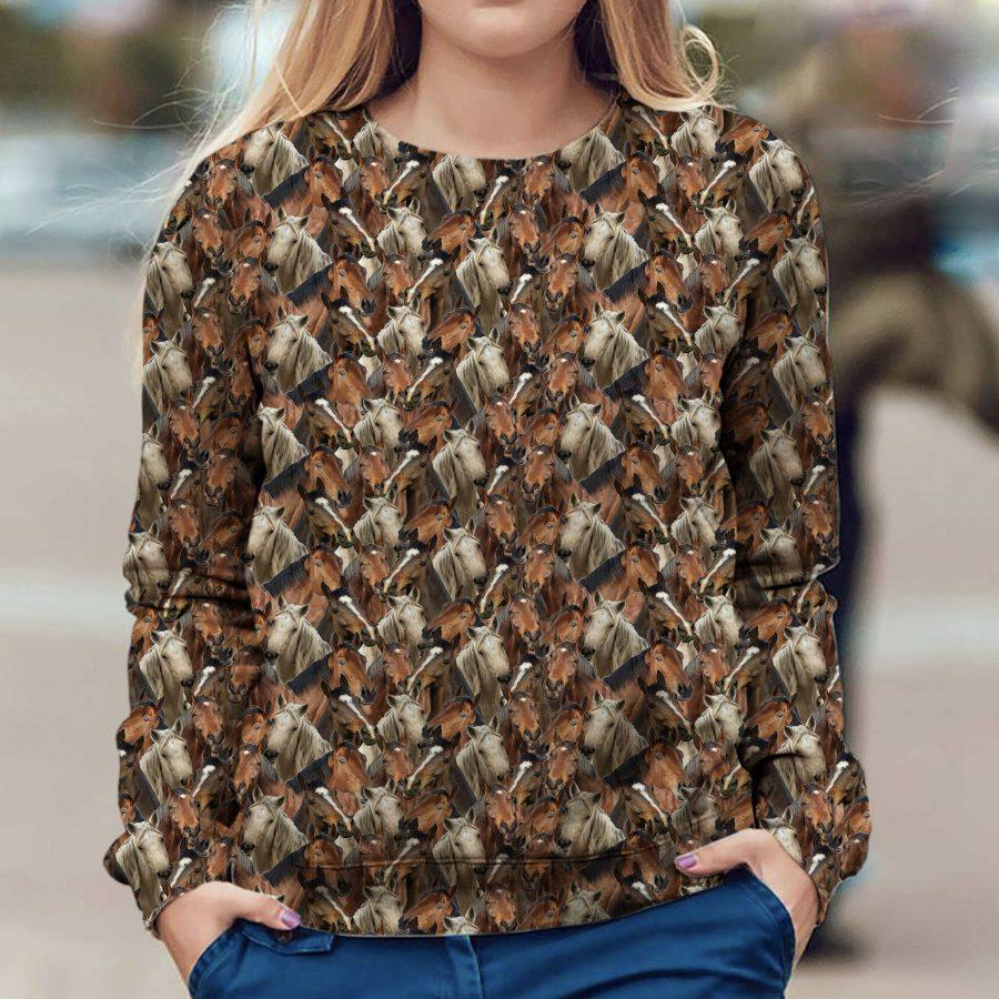 Horse - Full Face - Premium Sweatshirt