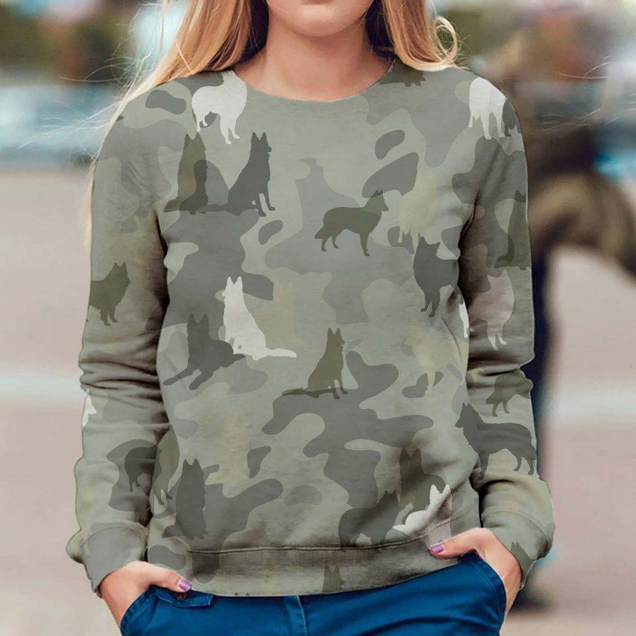 Tervuren Dog - Camo - Premium Sweatshirt